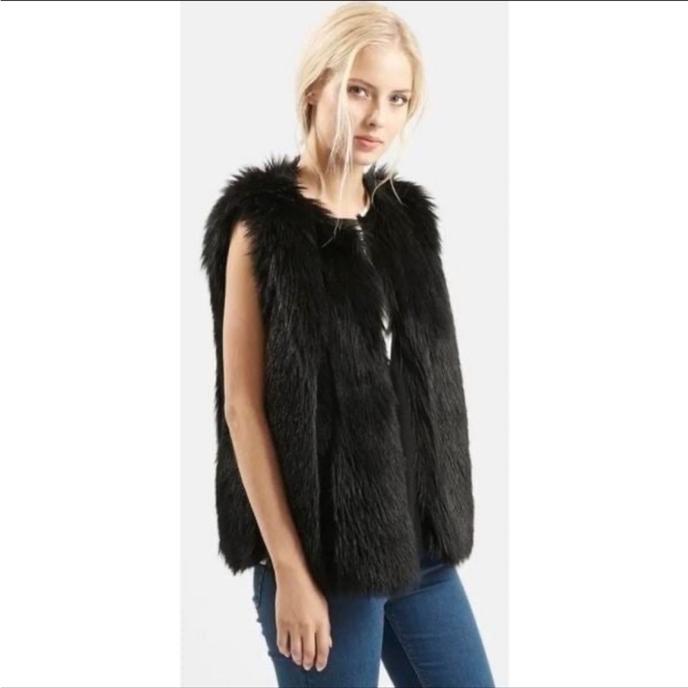 topshop leah black faux fur sleeveless vest